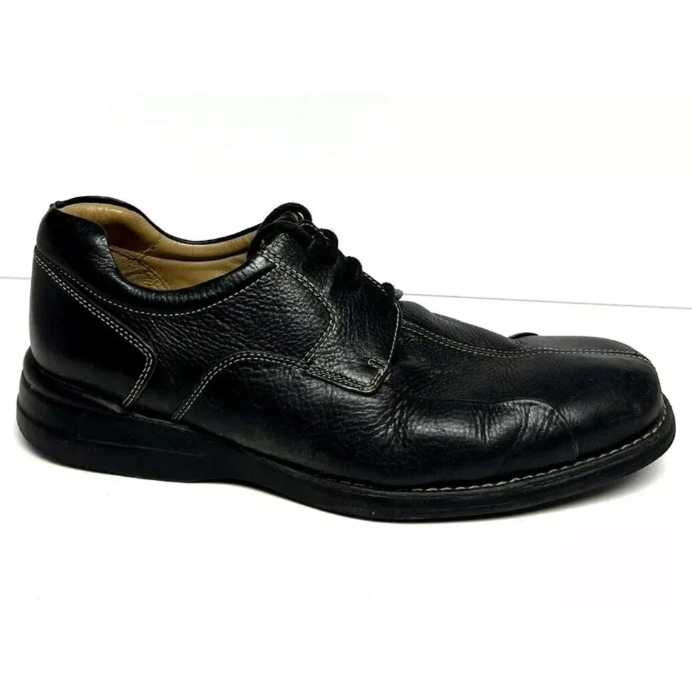 Johnston & Murphy Men’s Shuler Black Oxford, Size 9.5 Wide.